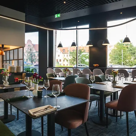 Отель Focus Premium 4*