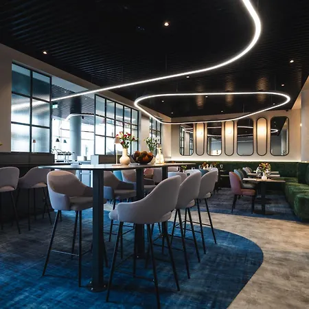 Отель Focus Premium