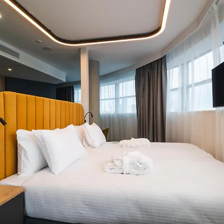 Отель Focus Premium