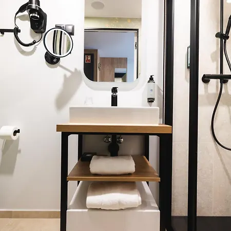 Отель Focus Premium 4*