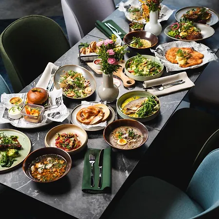 Отель Focus Premium