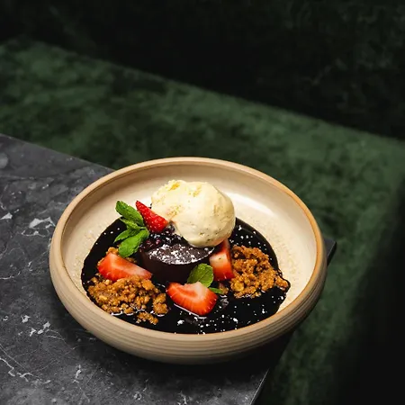 Focus Premium Отель 4*