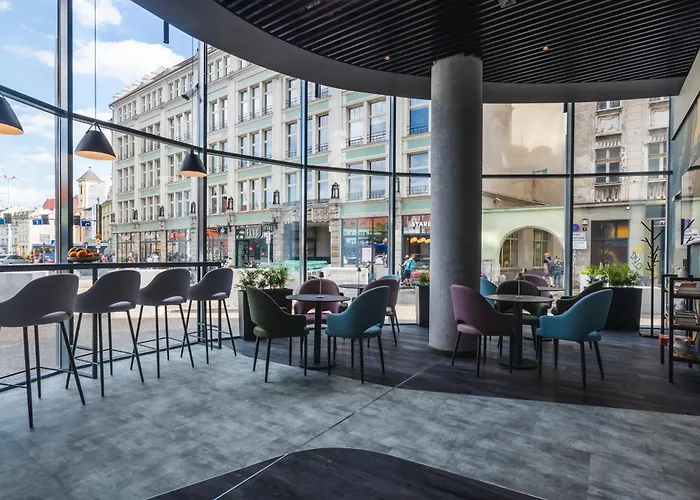 Focus Premium فندق 4*