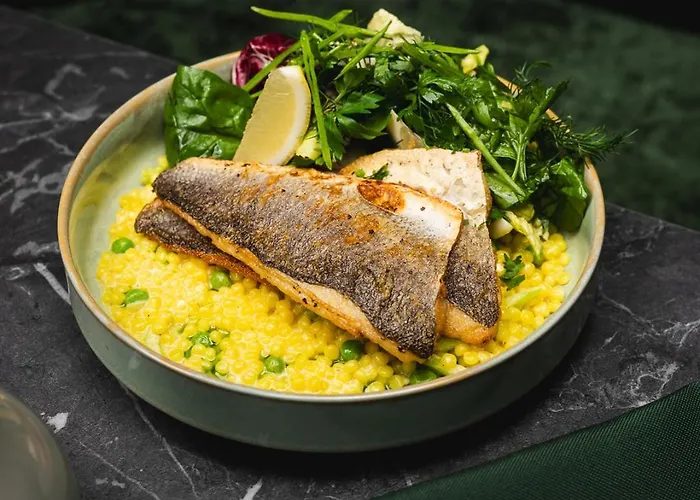 Focus Premium فندق 4*