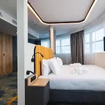 Focus Premium 4*