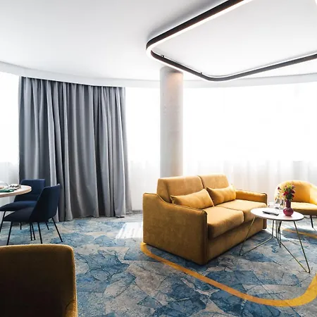 Ξενοδοχείο Focus Premium 4*